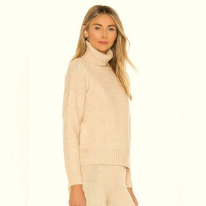 NWOT Lovers + Friends Jalisa Turtleneck Sweater Light Oatmeal Size Small